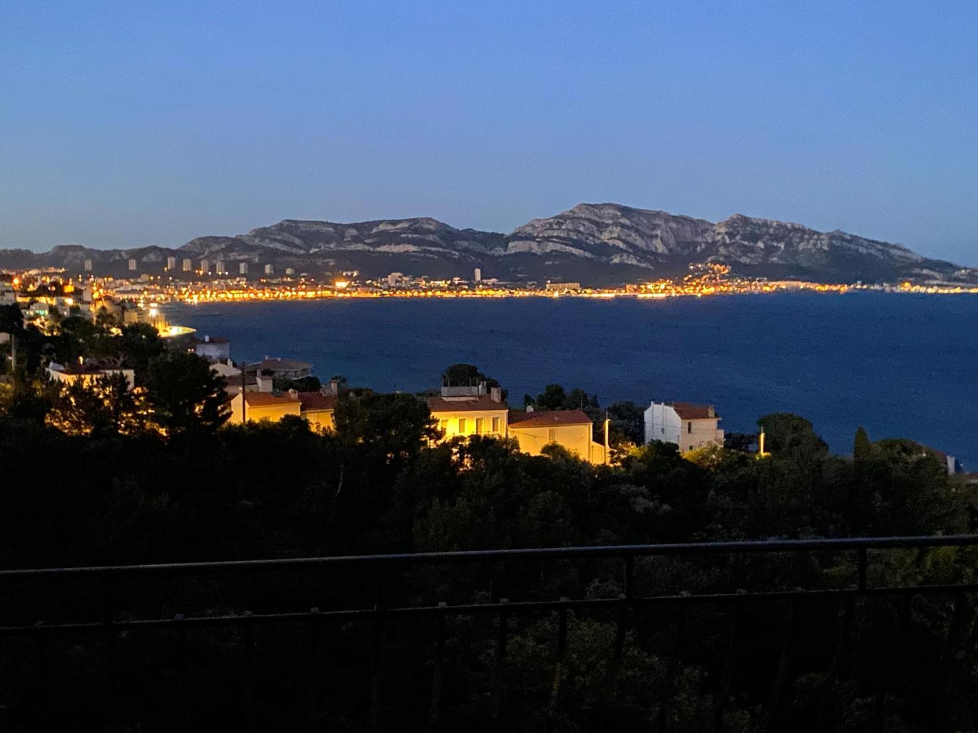 Vu Sur Mer Corniche Lejlighed Marseille Eksteriør billede