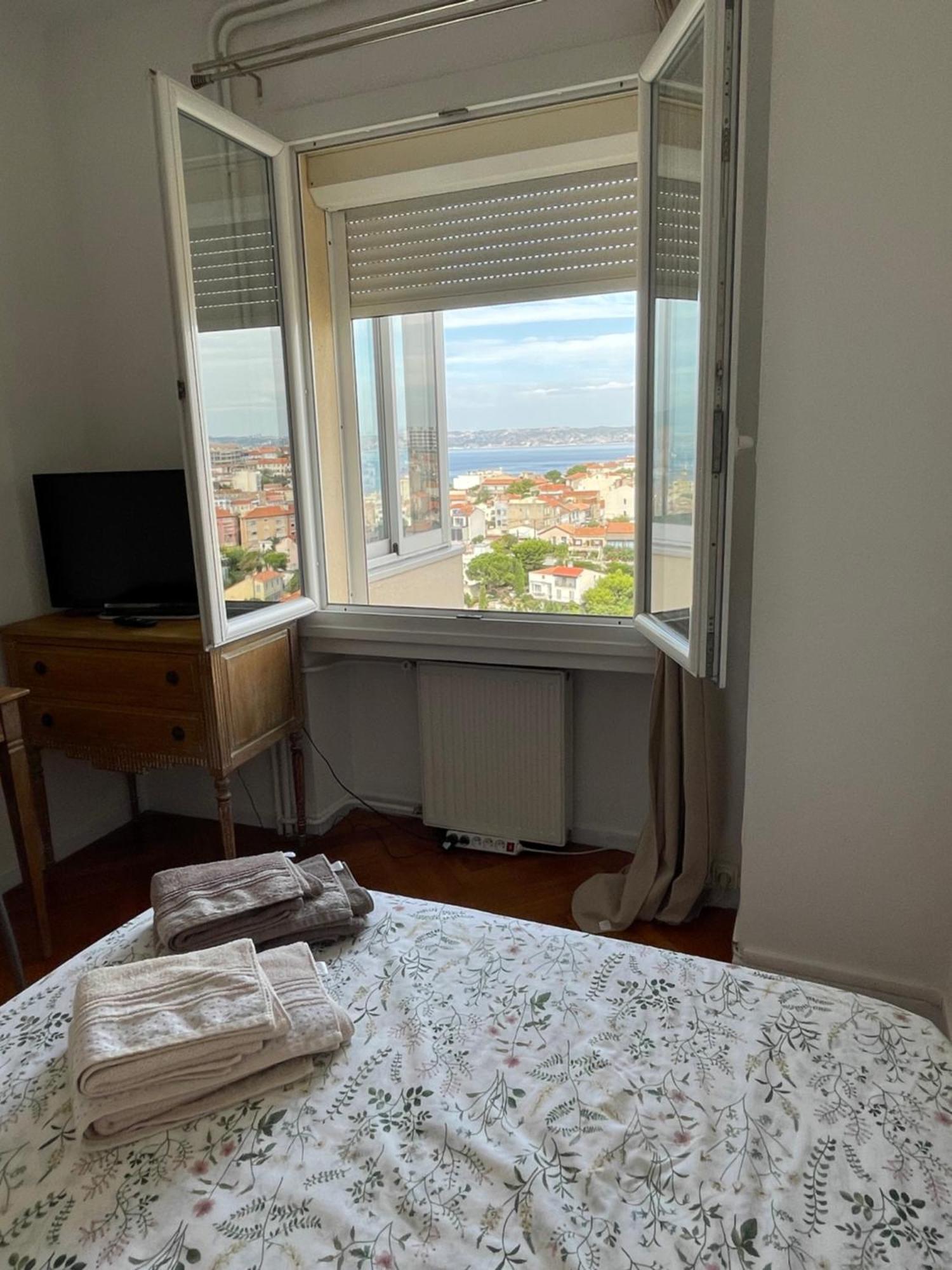 Vu Sur Mer Corniche Lejlighed Marseille Eksteriør billede